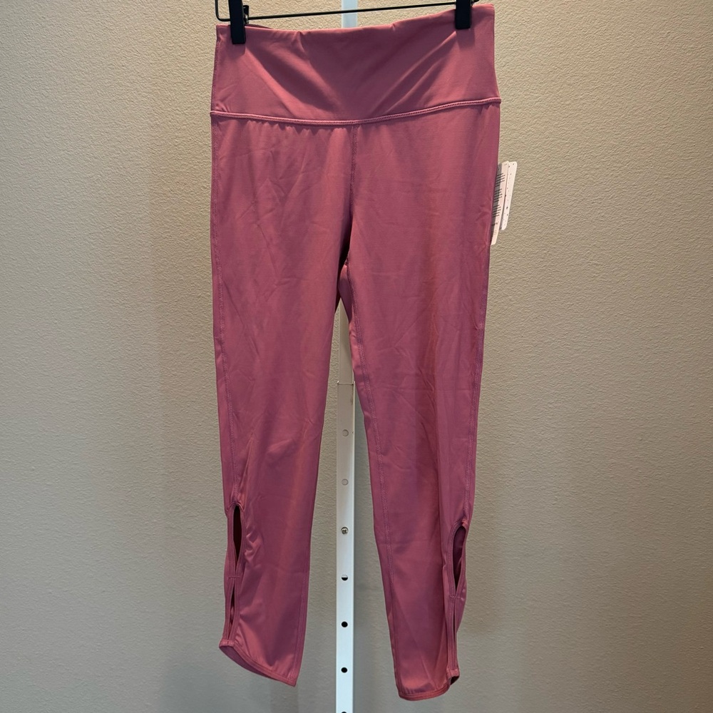 Whisper Milan Legging Red - Size Medium